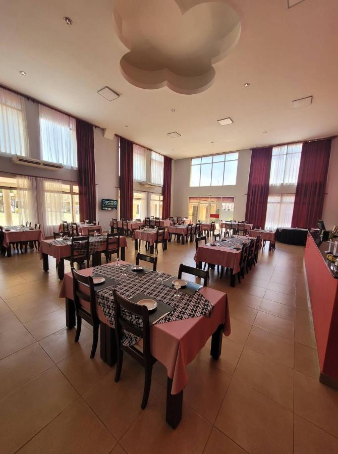 Hotel Portico Norte Tartagal Екстериор снимка
