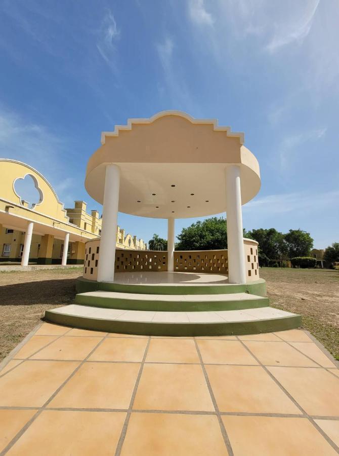 Hotel Portico Norte Tartagal Екстериор снимка