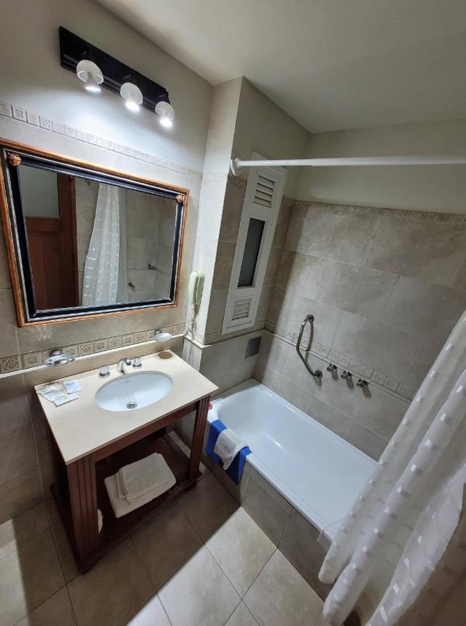 Hotel Portico Norte Tartagal Екстериор снимка